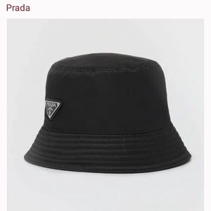 Prada nylon bucket hat new with tags!